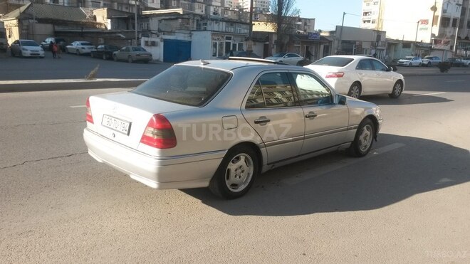 Mercedes C 180 1995, 232,000 km - 1.8 l - Bakı