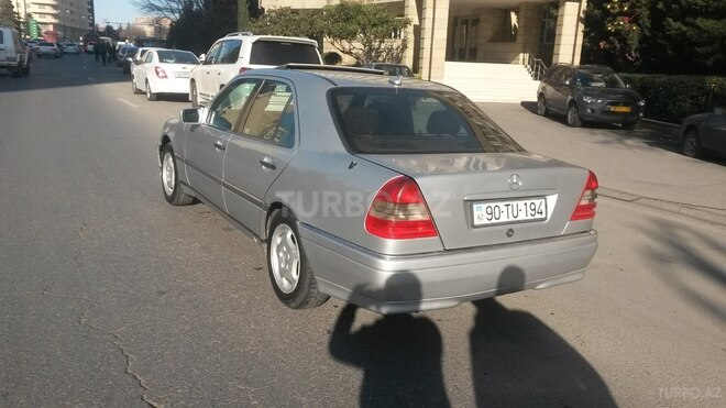 Mercedes C 180 1995, 232,000 km - 1.8 l - Bakı
