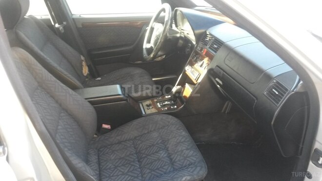 Mercedes C 180 1995, 232,000 km - 1.8 l - Bakı