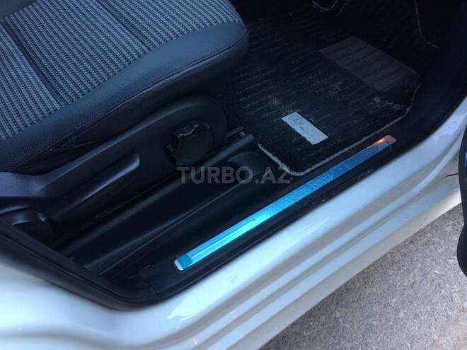 Mercedes B 180 2011, 53,000 km - 1.8 л - Bakı