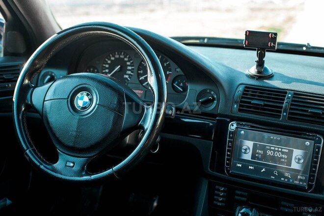 BMW 523 1999, 230,000 km - 2.5 l - Bakı