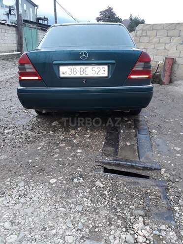Mercedes C 180 1996, 470,000 km - 1.8 l - Qusar