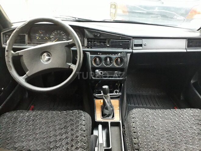 Mercedes 190 1991, 150,000 km - 1.8 l - Bakı