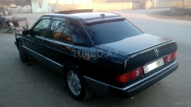 Mercedes 190 1992, 600,000 km - 1.8 л - Zaqatala