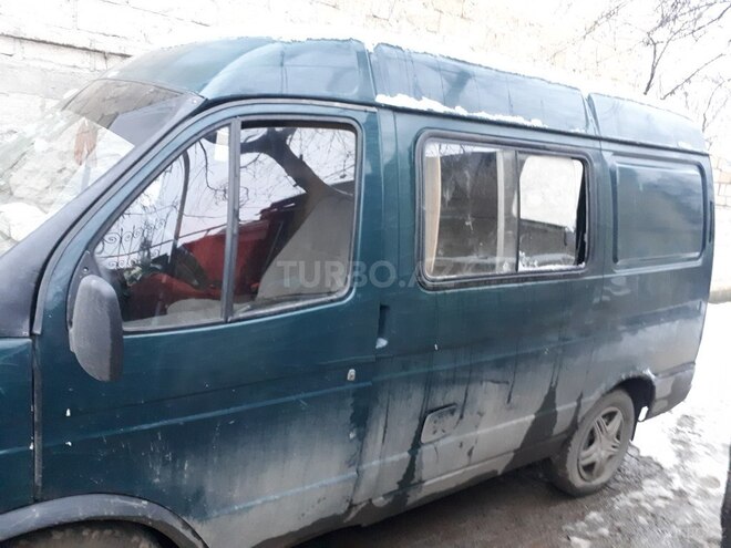 GAZ Sobol 1998, 255,600 km - 2.4 l - Quba