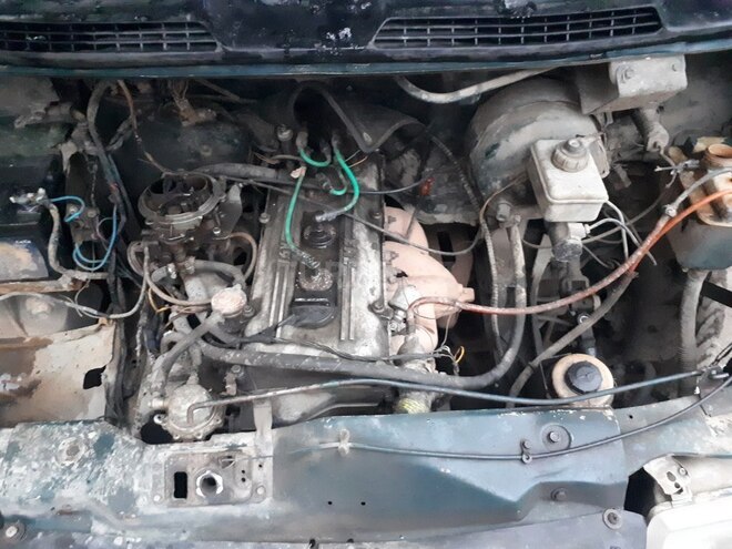 GAZ Sobol 1998, 255,600 km - 2.4 l - Quba