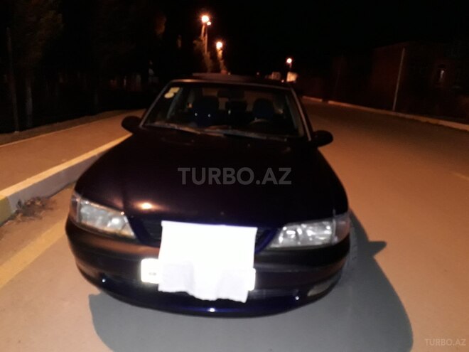 Opel Vectra 1997, 318,251 km - 1.8 l - Xırdalan