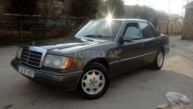 Mercedes E 200 1991, 534,000 km - 2.0 l - Bakı