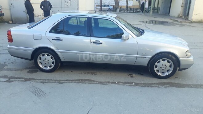 Mercedes C 180 1996, 250,000 km - 1.8 l - Sumqayıt