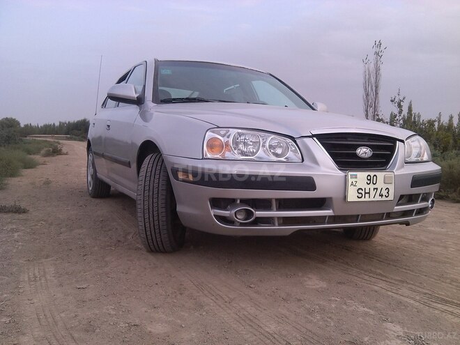 Hyundai Elantra 2004, 400,000 km - 2.0 l - Neftçala
