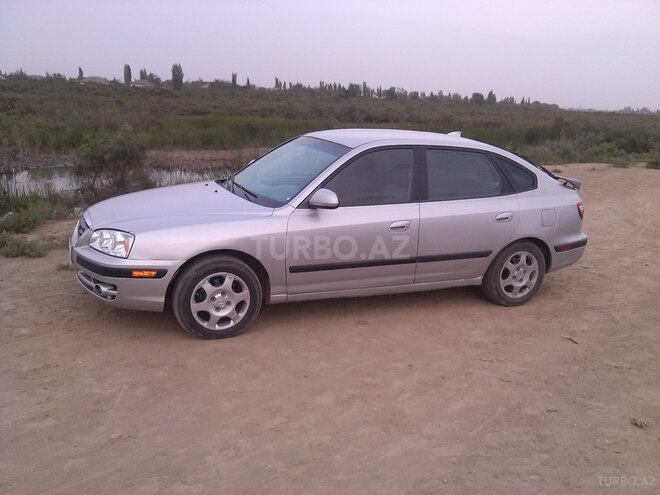 Hyundai Elantra 2004, 400,000 km - 2.0 l - Neftçala