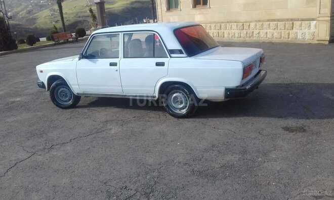 LADA (VAZ) 2107 2006, 195,000 km - 1.6 л - Yardımlı