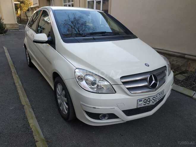 Mercedes B 180 2010, 72,000 km - 1.7 л - Bakı