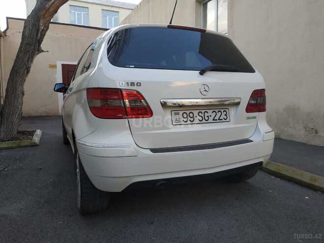 Mercedes B 180 2010, 72,000 km - 1.7 л - Bakı
