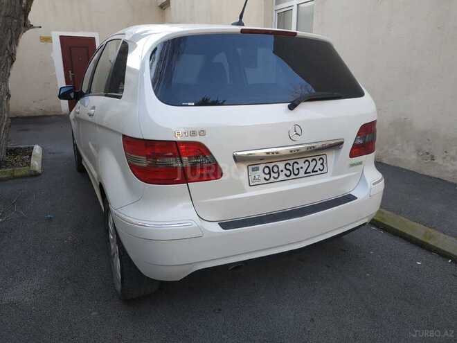Mercedes B 180 2010, 72,000 km - 1.7 л - Bakı