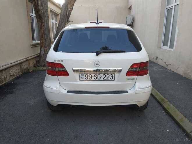 Mercedes B 180 2010, 72,000 km - 1.7 л - Bakı