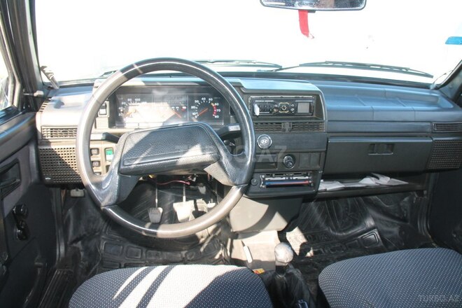 LADA (VAZ) 21099 2000, 384,215 km - 1.5 l - Naftalan