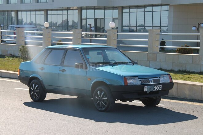 LADA (VAZ) 21099 2000, 384,215 km - 1.5 l - Naftalan