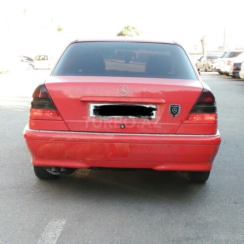 Mercedes C 220 1998, 285,000 km - 2.2 l - Bakı