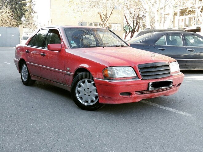 Mercedes C 220 1998, 285,000 km - 2.2 l - Bakı