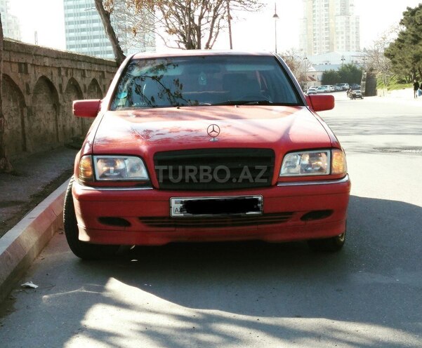 Mercedes C 220 1998, 285,000 km - 2.2 l - Bakı