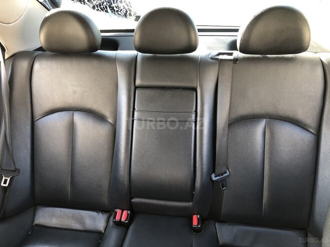 Mercedes E 220 2007, 257,000 km - 2.2 л - Sumqayıt