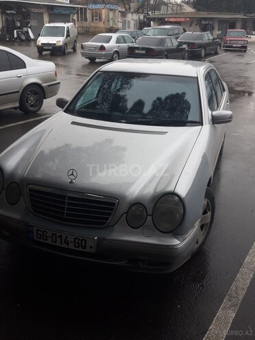 Mercedes E 240 2001, 177,000 km - 2.6 l - Bakı