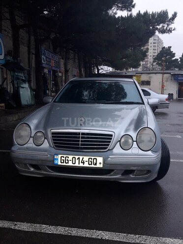 Mercedes E 240 2001, 177,000 km - 2.6 l - Bakı