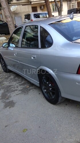 Opel Vectra 1999, 390,000 km - 1.6 l - Bakı
