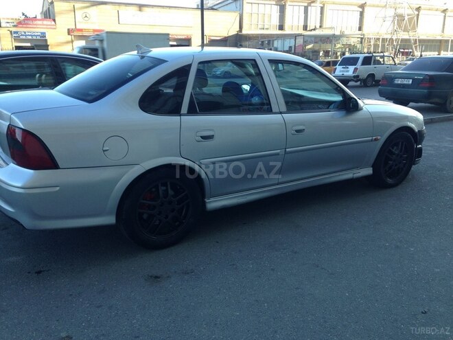 Opel Vectra 1999, 390,000 km - 1.6 l - Bakı