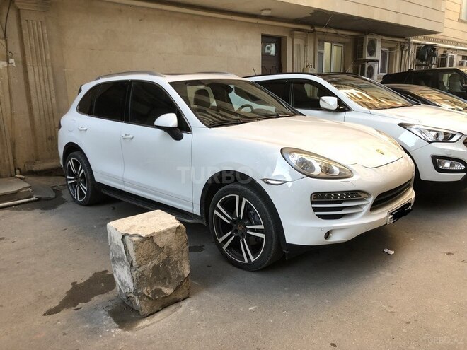 Porsche Cayenne 2013, 94,000 km - 3.6 л - Bakı