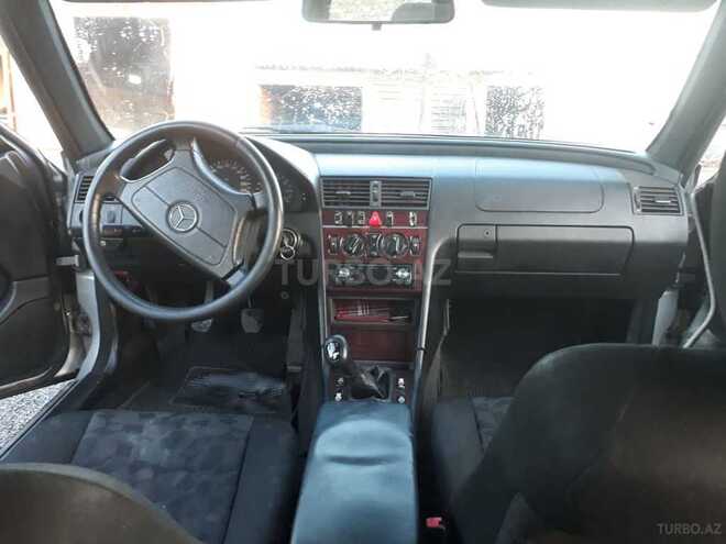 Mercedes C 230 1998, 345,000 km - 2.3 l - Zaqatala