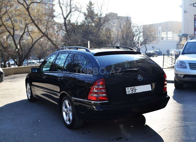 Mercedes C 230 2006, 275,000 km - 2.5 l - Bakı