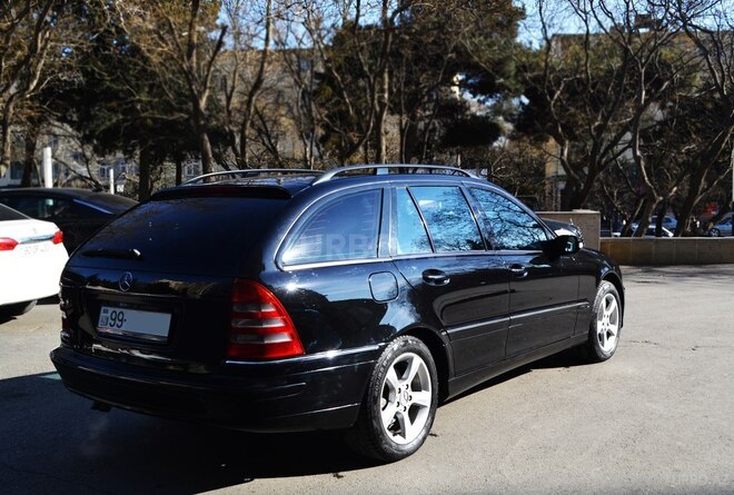 Mercedes C 230 2006, 275,000 km - 2.5 l - Bakı