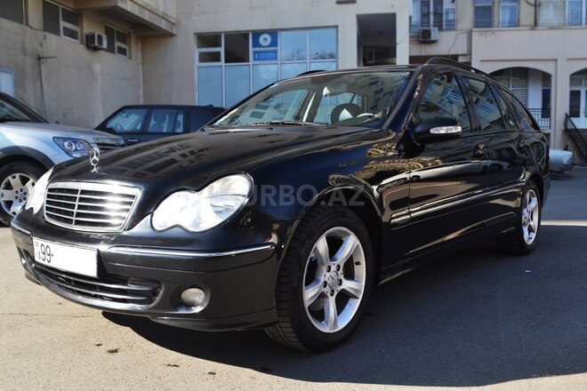 Mercedes C 230 2006, 275,000 km - 2.5 l - Bakı