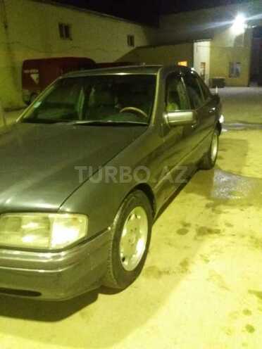 Mercedes C 220 1996, 385,000 km - 2.2 л - Bakı
