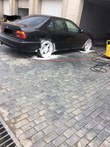 BMW 530 2001, 330,100 km - 0.3 l - Sumqayıt