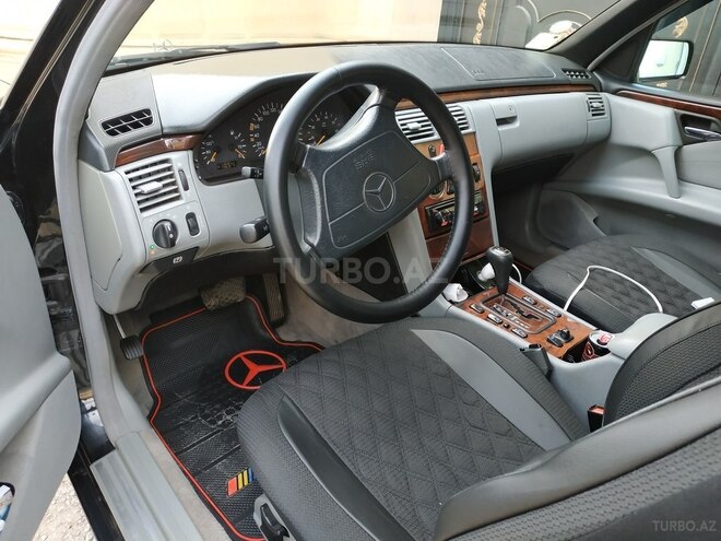 Mercedes E 200 1998, 430,000 km - 0.2 l - Bakı