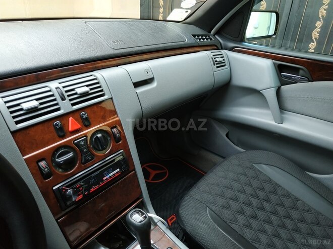 Mercedes E 200 1998, 430,000 km - 0.2 l - Bakı