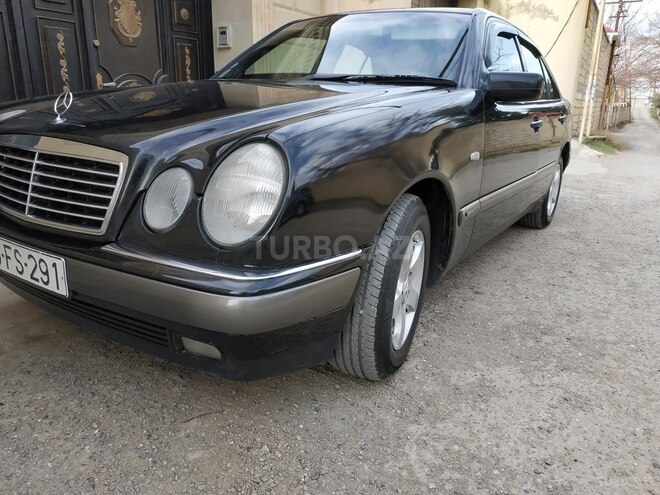 Mercedes E 200 1998, 430,000 km - 0.2 l - Bakı
