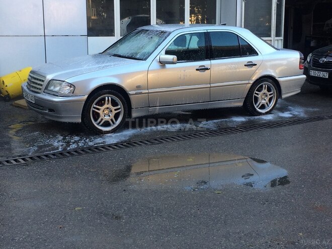 Mercedes C 240 2000, 333,000 km - 2.4 l - Bakı