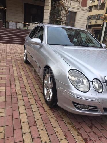 Mercedes E 220 2008, 242,000 km - 2.2 l - Bakı