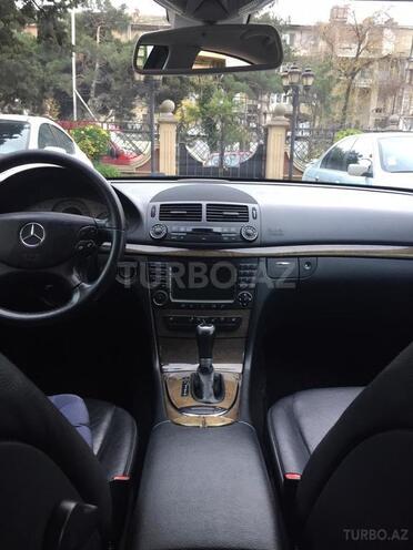 Mercedes E 220 2008, 242,000 km - 2.2 l - Bakı