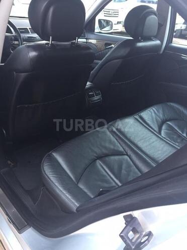 Mercedes E 220 2008, 242,000 km - 2.2 l - Bakı