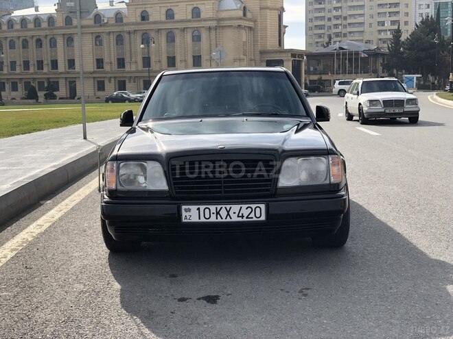 Mercedes E 200 1992, 450,000 km - 2.0 l - Bakı