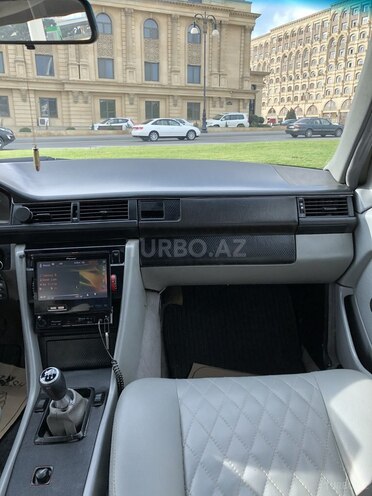 Mercedes E 200 1992, 450,000 km - 2.0 l - Bakı