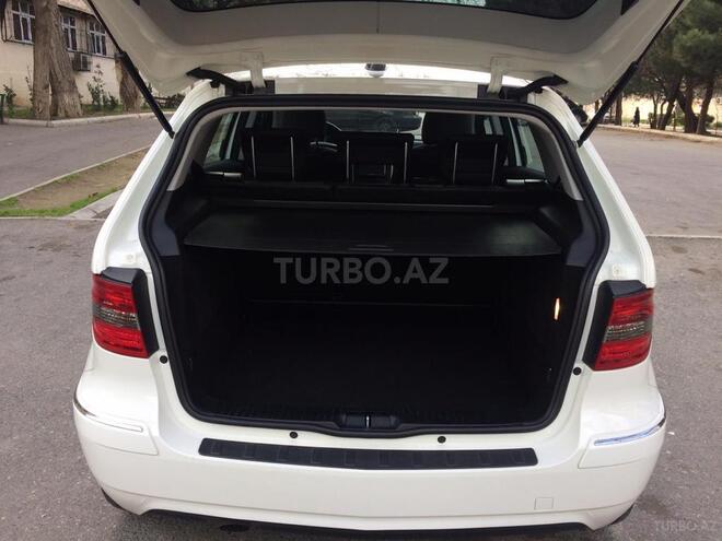 Mercedes B 180 2011, 53,000 km - 1.8 л - Bakı