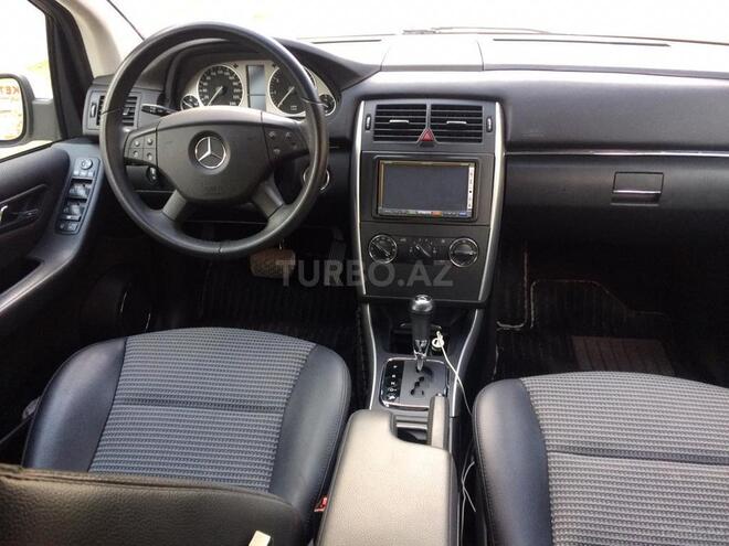 Mercedes B 180 2011, 53,000 km - 1.8 л - Bakı