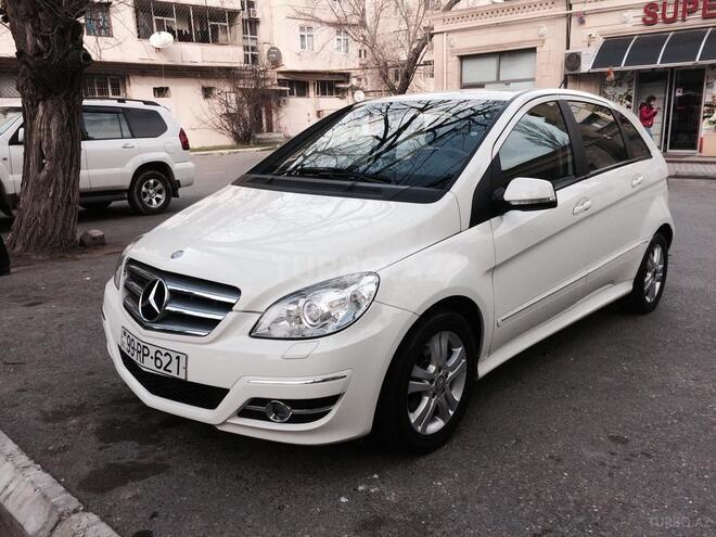 Mercedes B 180 2011, 53,000 km - 1.8 л - Bakı