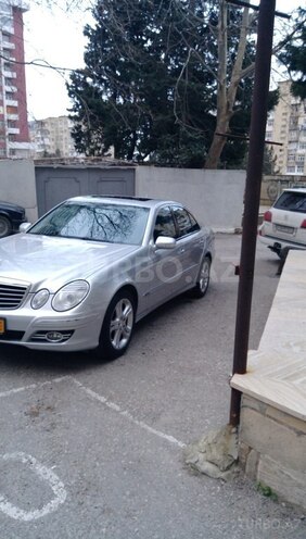 Mercedes E 220 2007, 131,750 km - 2.2 l - Bakı